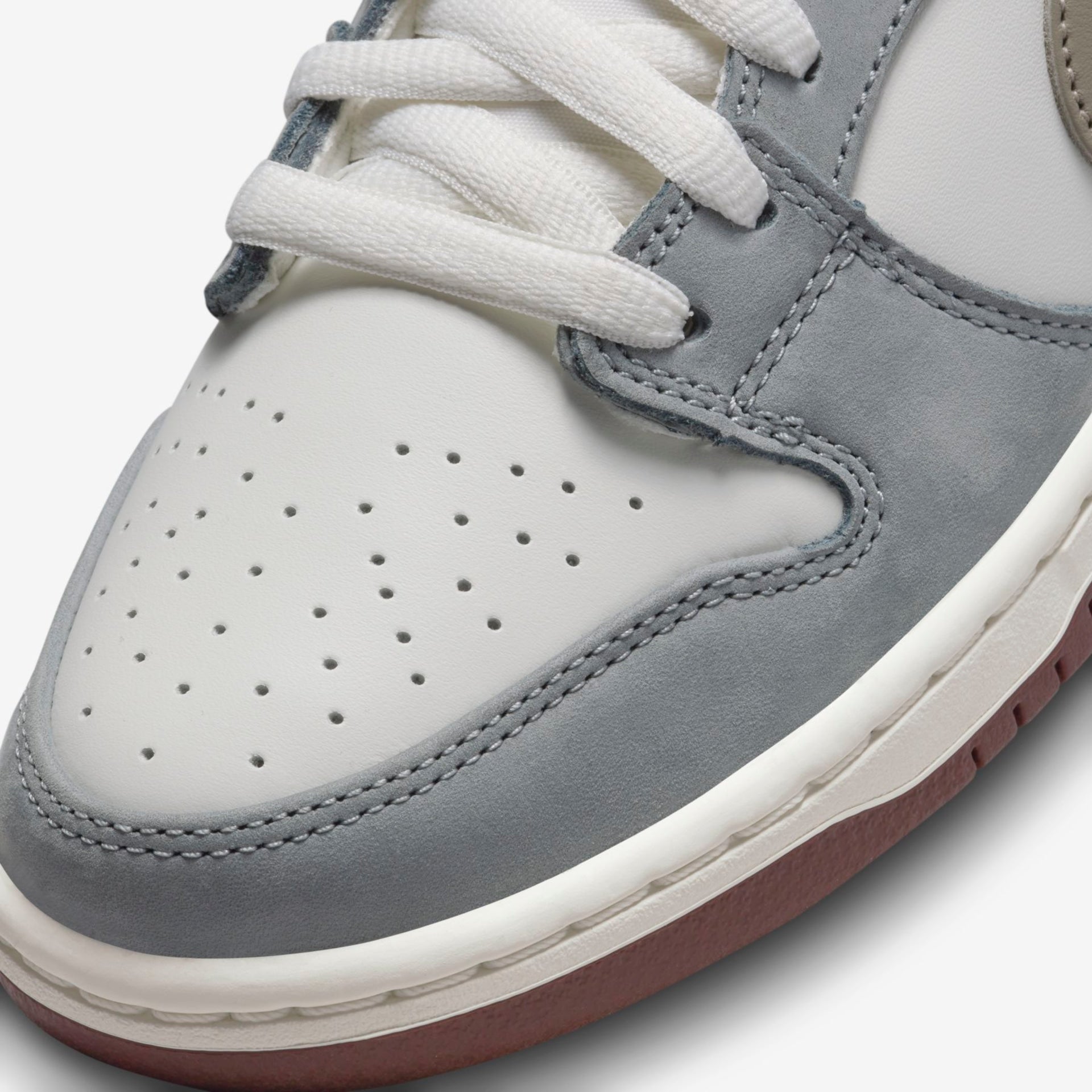 Nike SB Dunk Low X Yuto Horigome ”Soft Mid-Grey” - Stepsfy