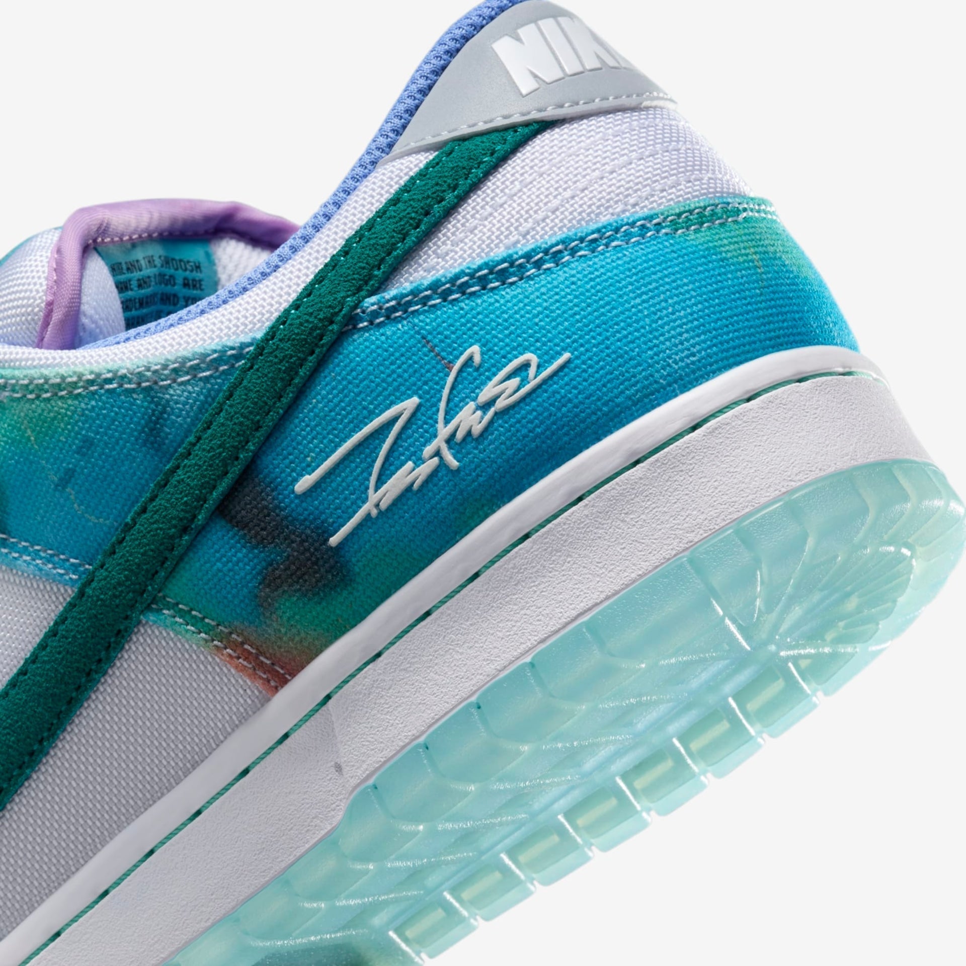 Nike SB Dunk Low X 'Futura Laboratories' White and Geode Teal - Stepsfy