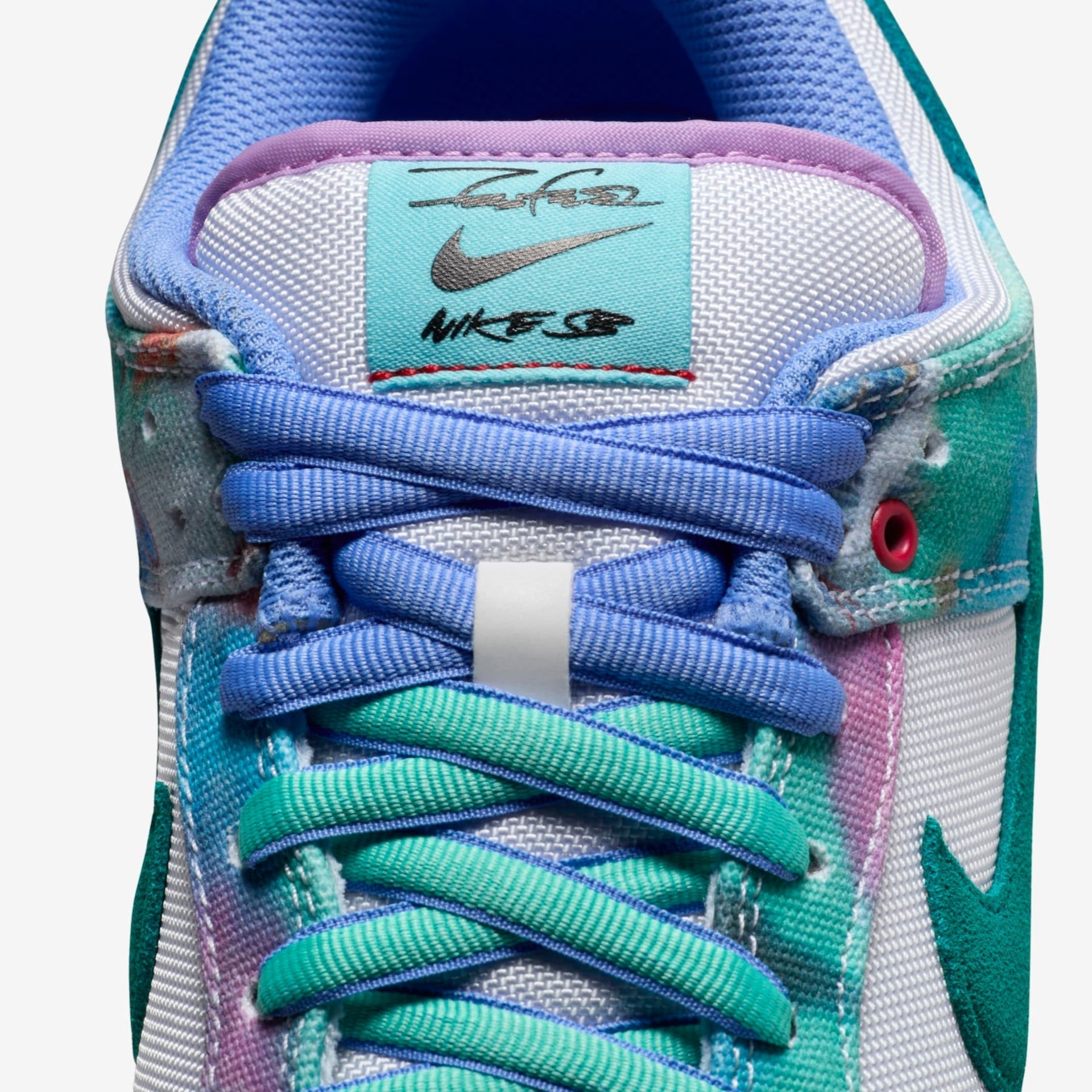 Nike SB Dunk Low X 'Futura Laboratories' White and Geode Teal - Stepsfy